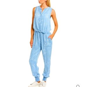 Splendid Wildflower Chamnbray blue linen blend sleeveless jumpsuit size Small